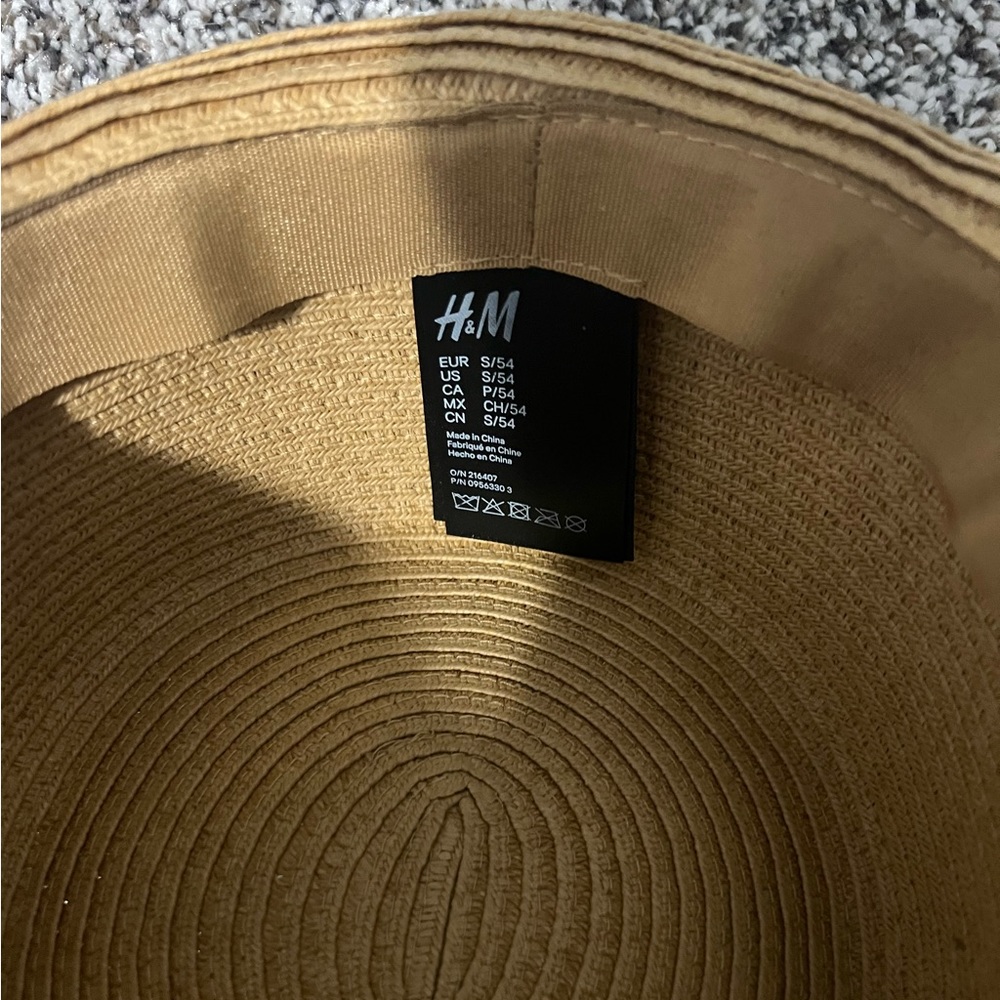 H&M hat - Picture 2 of 3
